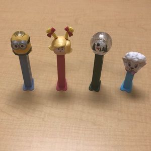 Set of‎ 4 Pez dispensers